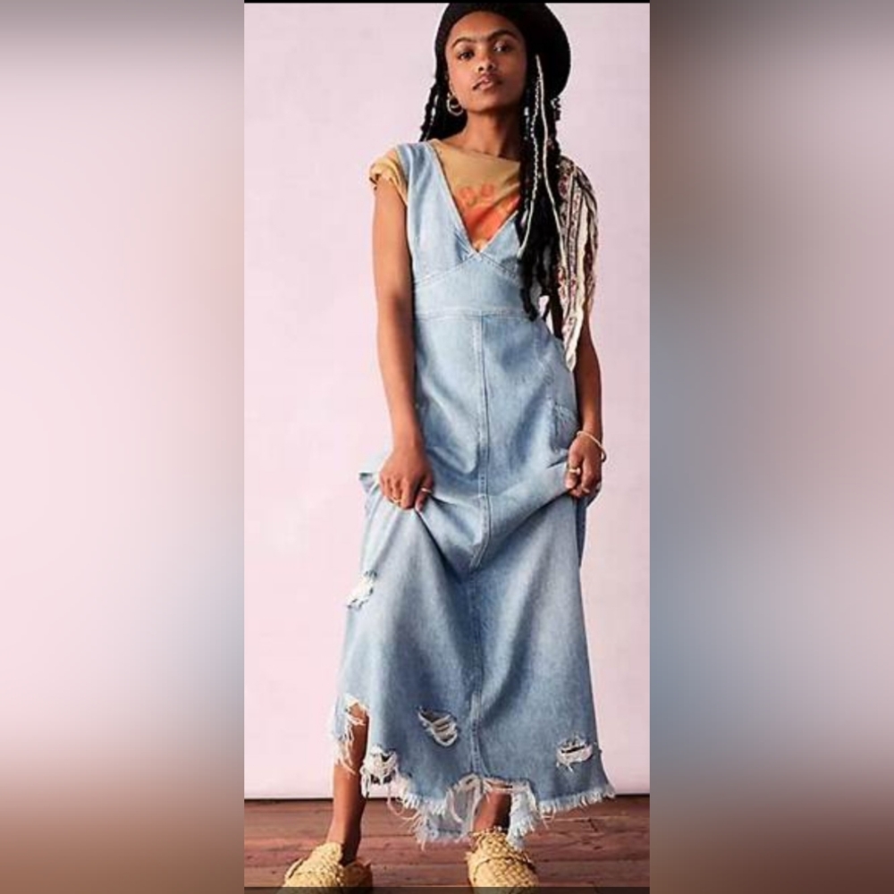 Free People Gorgeous Wonderland Maxi Dress, NWT, Size XS ..Retail 188 **SOLD OUT